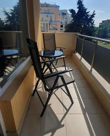 Apartmán Central Beach Ravda Apartments *