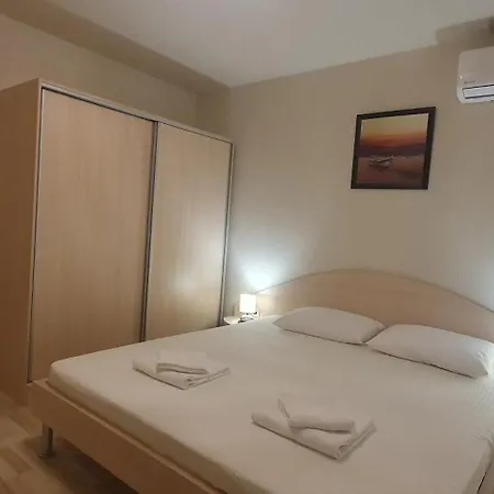 Central Beach Ravda Apartments Apartmán