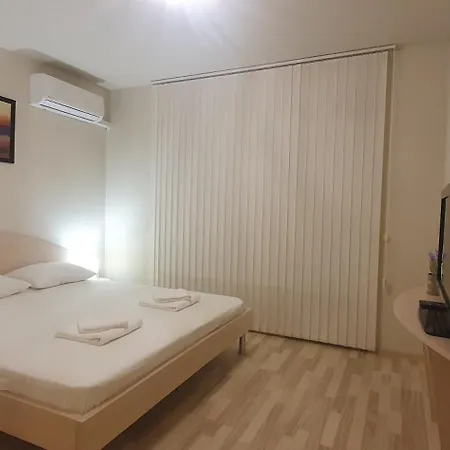 Central Beach Ravda Apartments Apartmán