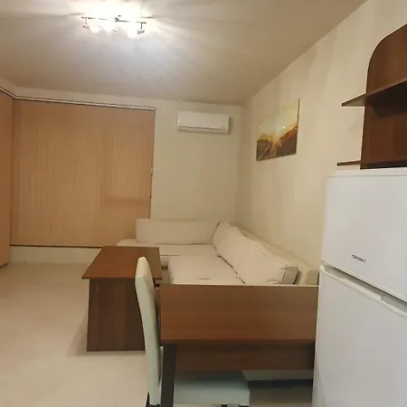 Central Beach Ravda Apartments Apartmán *