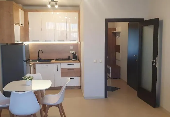 شقة Central Beach Ravda Apartments