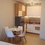 Central Beach Ravda Apartments Apartament Rawda