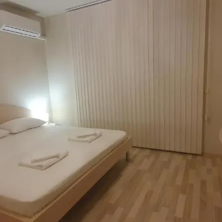 Central Beach Ravda Apartments Apartment