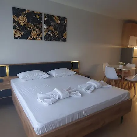 Central Beach Ravda Apartments Ravda