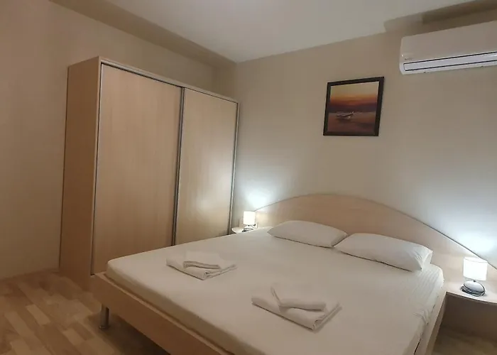 Central Beach Ravda Apartments Apartment